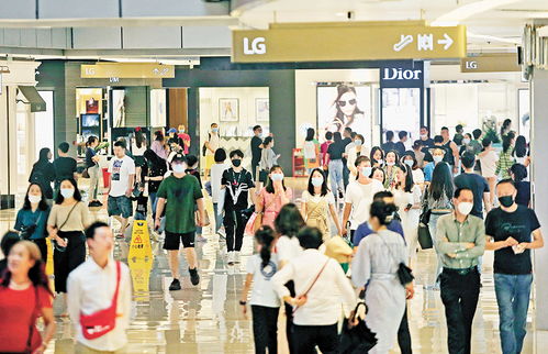 重慶各大商場人氣明顯回升